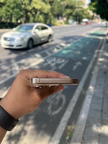 apple mac mini: IPhone 16 Pro, 256 GB, Desert Titanium, Zəmanət, Barmaq izi, Simsiz şarj — 3