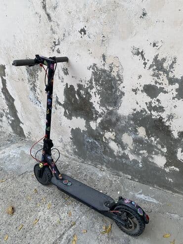 Giroskuterlər: Elektrik skuter - Rəng: qara, gövdə və qanadlarda rəngarəng — 2