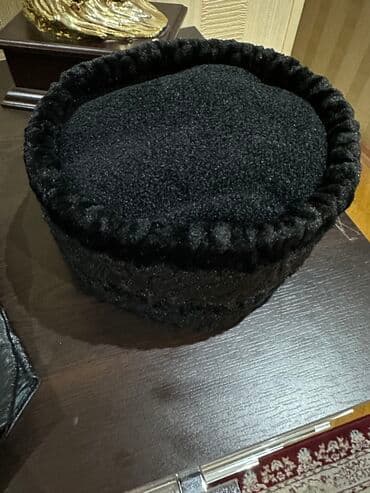 kişilər ucun dəri papaqlar və kepkalar: Baş geyimləri — 1