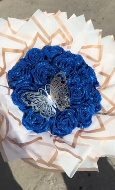 süni gul: Sifarisle hazirlanir — 22