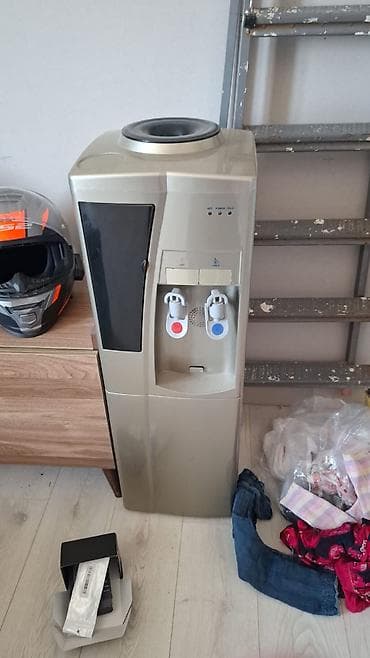 elekt: SDispenser 50 azn satilir‼️soyuq su islemir unvan qobuyolu i0311 — 1