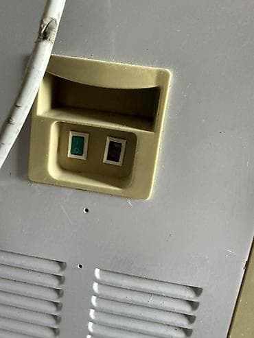 dispenser su: Bosch döşəmə tipli su dispenseri - İsti və soyuq su üçün iki ayrı — 2