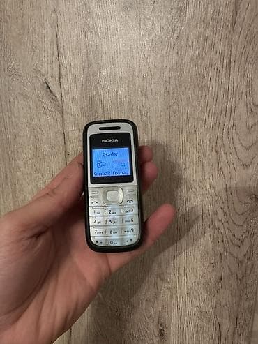 playstation 2 diskləri: Nokia 6700 Slide, < 2 GB Memory Capacity, rəng - Qara, Düyməli — 3