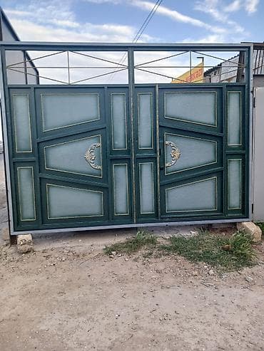 Ikici el darvaza yaxşi vezyededi teze relenib 3.50 2.60 550 manat — 1