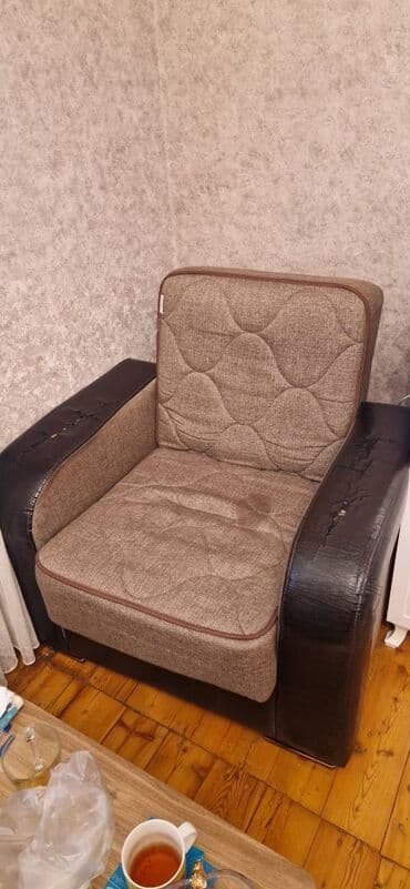 tap az dolab: Di̇van-kravat, Bazalı — 3