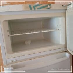 Mətbəx üçün digər texnika: İşlənmiş 2 qapılı Soyuducu Satılır, rəng - Ağ — 3