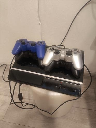 Ps3 500gb yaddaş 3 pult yaddaşında boş yerlər var 80 oyun rahat