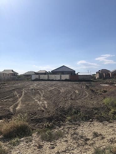 qubada torpaq sahesi satilir: Tikinti — 4