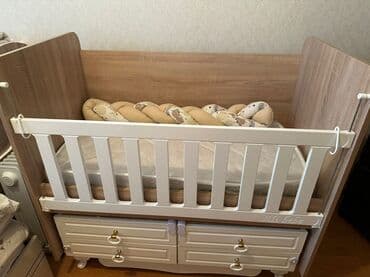 2 mərtəbəli çarpayı: Oğlan və qız üçün, Dördbucaq, Beşik, Dəst ilə, Matras ilə, Yellənmə mexanizmsiz — 1