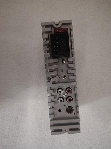 maşın kalonkalari: Maqnitol, AUX — 4