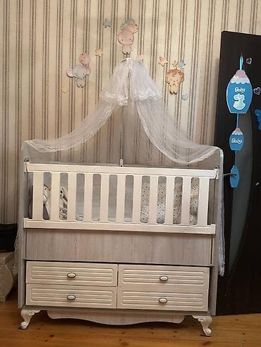Oğlan və qız üçün, İşlənmiş, Dördbucaq, Beşik, Dəst ilə, Matras ilə, Yellənmə mexanizmi ilə — 3