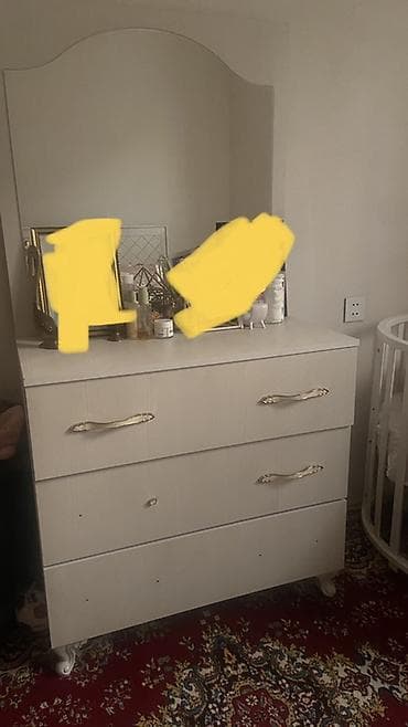 İkinəfərlik çarpayı, Dolab