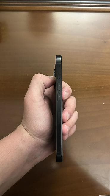 prodat iphone: IPhone 16 Pro, 128 GB, Black Titanium, Face ID — 6