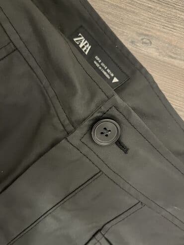 hadise konser bileti 2023: Zara deri görünümlü, düz biçimli şalvar. S razmerdir ama Oversize — 9