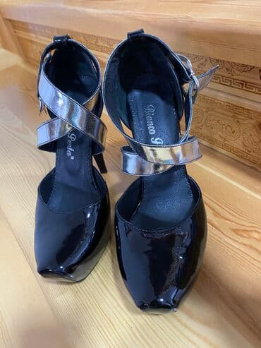 туфли новая не одевала не разу: Туфли, Размер: 38, цвет - Черный, Б/у — 2