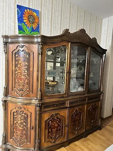 berber mebeleri: RumiRuminya istehsali qorka 350₼ .Unvan Varovski &Rumi — 1
