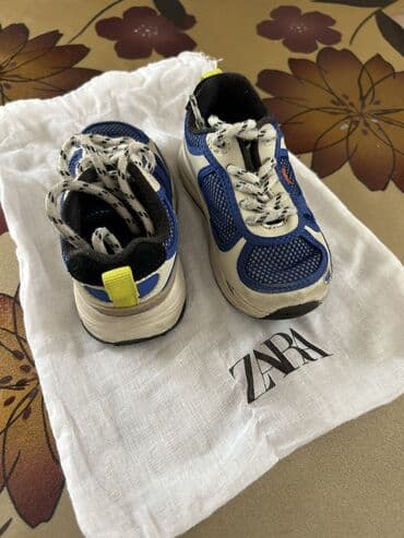 Manejlər: Uşaq ayaqqabısı "ZARA". Çox az istefadə olunub. Yenisindən seçilmir — 1