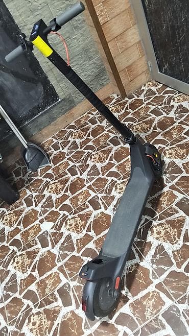 Электросамокаты: Cəmi 2 gün sürülüb. Elektrik skuter – şəhər içi rahat və təhlükəsiz — 4