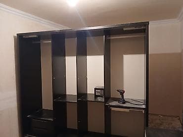 tək dolablar: Qara-ağ rəng palitrasında yataq otağı və qonaq otağı üçün dəst mebel — 1