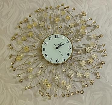 Divar saatları, Saniyə əqrəbi