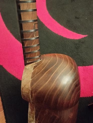 gitara mahnilari turk: Tar – milli simli musiqi aləti - Korpus: iki hissəli armudşəkilli — 6