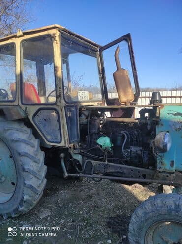 3 tekerli scooter: Traktor MTZ (Belarus) tipli - Kabinəli, geniş görünüşlü şüşələr - — 4