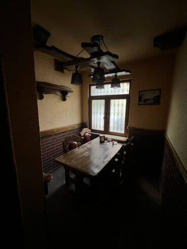 arenda kafelər: Əcəmi metrosuna yaxin yerləşən pab ümumi sahəsi 120 kv,m olan ayi 1200 — 6