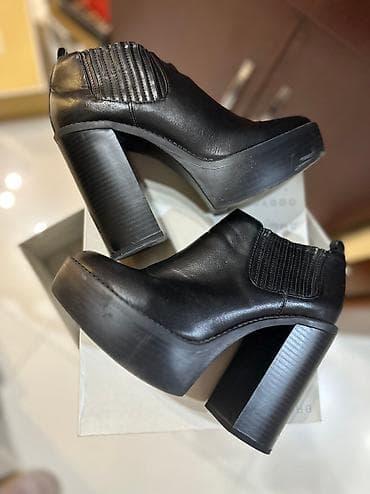 Pull&Bear, Ölçü: 36, rəng - Qara, İşlənmiş