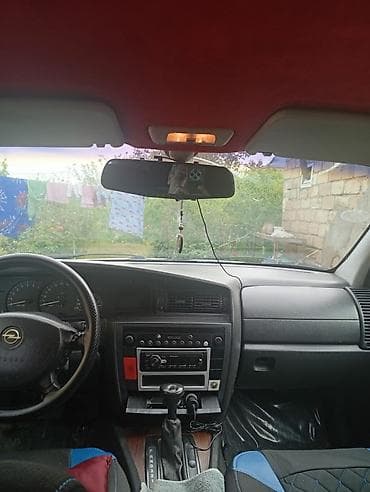 авто фольксваген: Opel Omega B sedan – ağ rəngli, avtomatik ötürücülü. Tecili satilir — 4