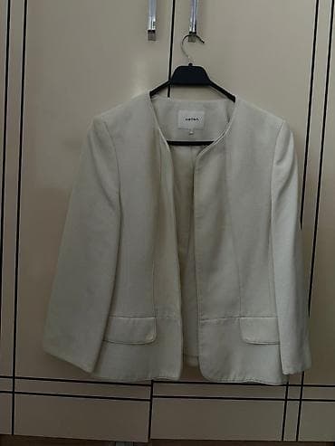 rende: Qadın geyim dəsti – 3 parçadan ibarət 1) Qara şifon bluz - Qısaqol — 2