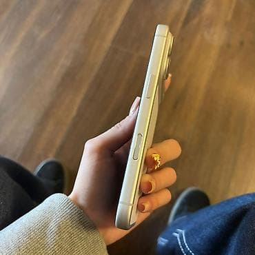 lords mobile: IPhone 17 Pro, 512 GB, Ağ — 2