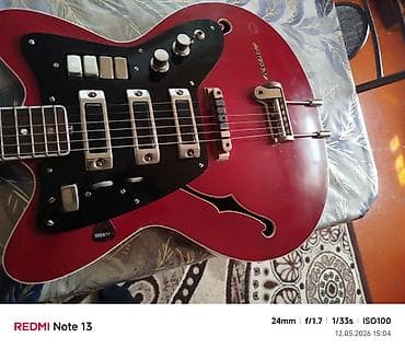 zeng ucun gitara: Elektron gitara, 6 sim — 6