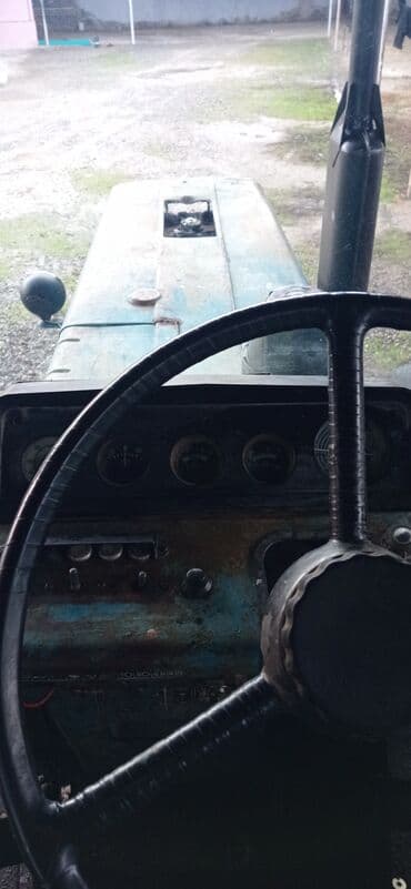 traktor: Satılır👍82 traktor zavodu ili 1990 — 4