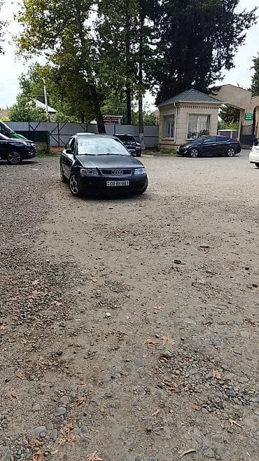 Audi A3, 3 qapılı həcmli hatchback, qara rəng. - Kuzov: kompakt lalafo.az -da Audi A3, 3 qapılı həcmli hatchback, qara rəng. - Kuzov: kompakt