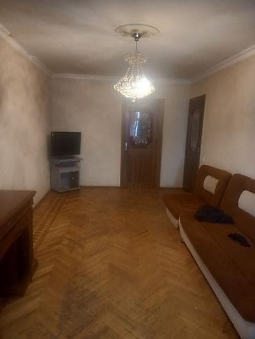gencede ev: Salam Elani diqqetle oxu Evel ev m/Nefcilere /ve 8/km.Bazarina — 2