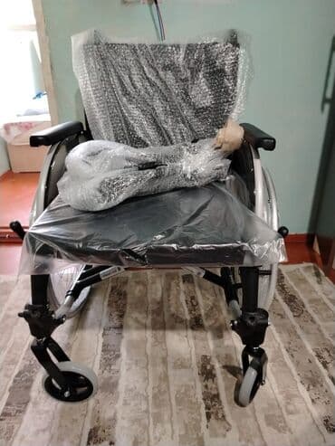 əlillər üçün araba: Məhsul: Manual təkərli əlil arabası Xüsusiyyətlər: - Yüngül — 2