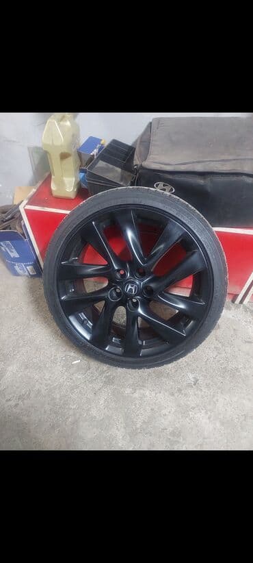 İşlənmiş Disk təkər 215 / 40 / R 18, 5 Boltlu