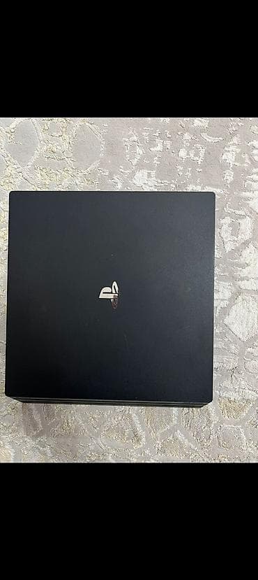 plays: Sony PlayStation 4 Pro oyun konsolu - Rəng: Qara, üçqat korpus — 1