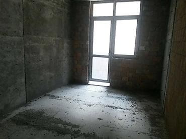 samux makler: Studiya, Yeni tikili, m. 28 may, 43 kv. m — 2