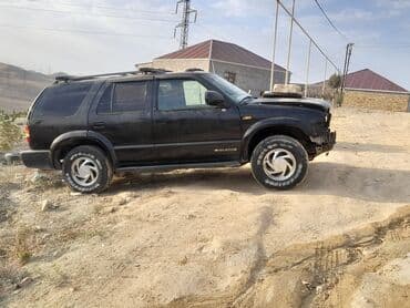 2141 запчасти: Chevrolet Blazer: 4 л | 1998 г. 550505 км Универсал — 3