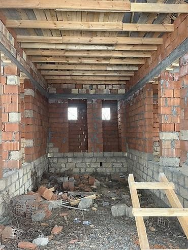 28 mayda satilan ucuz evler: 4 otaqlı yarım tikili ev,9 sot torpağın içində,ev günəşlidə — 3