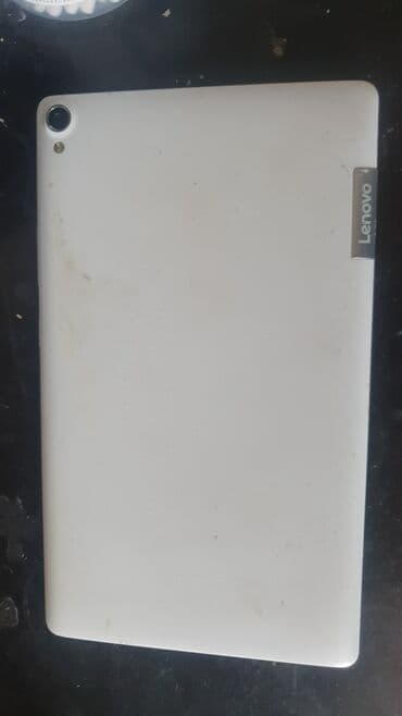 Apple iPad: Lenovo — 2