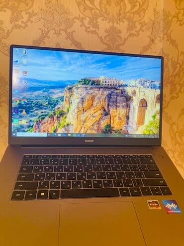 AMD Ryzen 7, 16 ГБ ОЗУ, 15.6 " — 2