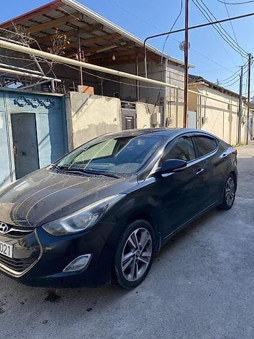 lada vaz 07: Hyundai Elantra: 1.8 l | 2012 il Sedan — 2
