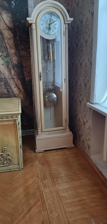 saatı: Yerüstü saatlar, Mexaniki, Mayatnik — 1