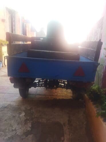 Yükdaşıma üçtəkərli motosiklet (kargo skuter) - Rəng: mavi - Gövdə