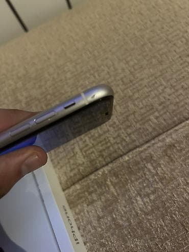 impone 11: IPhone 11, 128 GB, Ağ, Face ID — 6