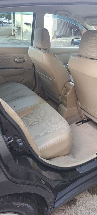 faizsiz kreditlə maşın: Nissan Tiida avtomobili hər gün rahat istifadə üçün nəzərdə tutulmuş — 27