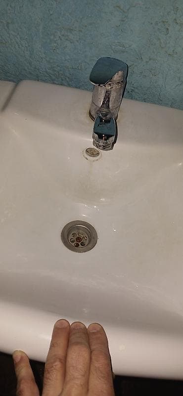 moyka tulpan: Pilləli ayaqlı hamam əl-üz yuma lavabosu - Material: keramika (parlaq — 2