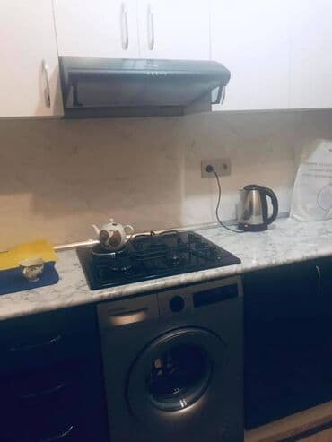 bine savxozda ev: Sumqayıt, 9 cu mkr-n 3 otaq, 12/3 mərtəbə, 84 kv, mənzil kirayə — 4